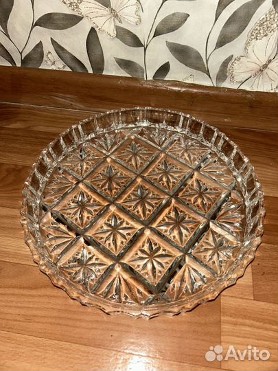 Хрустальная ваза