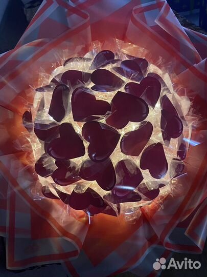 Светящийся букет из сердечек