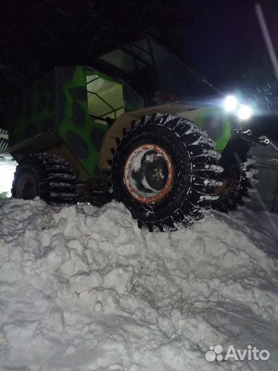 Вездеход болотоход плавущий