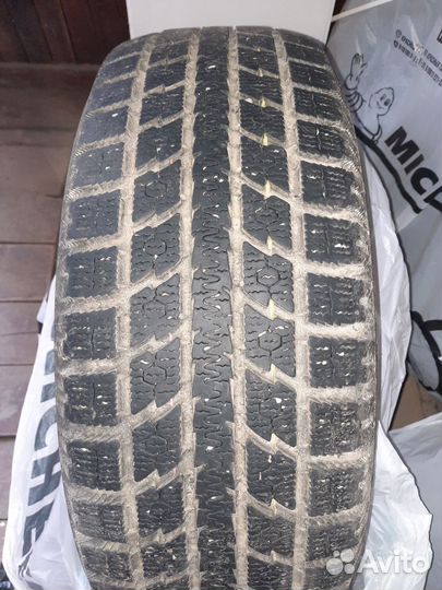 Toyo Observe G3-Ice 235/60 R18