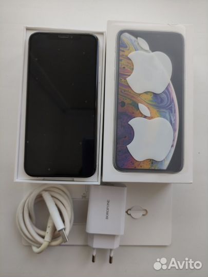 iPhone Xs, 64 ГБ
