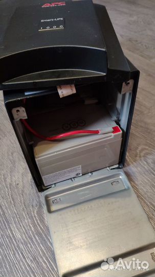 Ибп APC SMART ups 1000