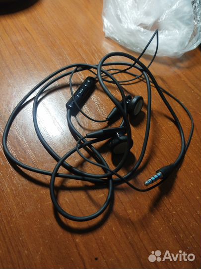 Наушники