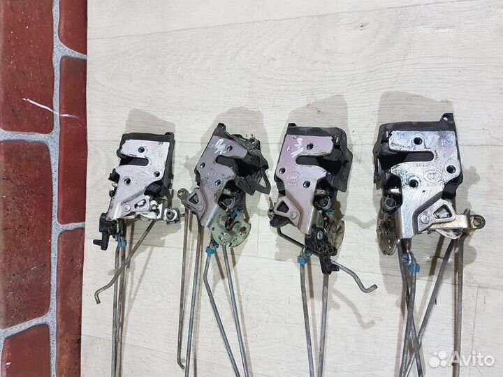 Замок двери Chevrolet lanos