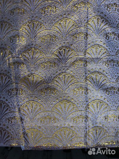 Отрез ткани парча