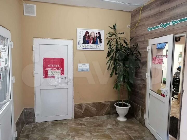 Торговая площадь, 65 м²