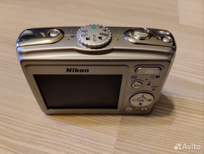 Компактный фотоаппарат мыльница Nikon