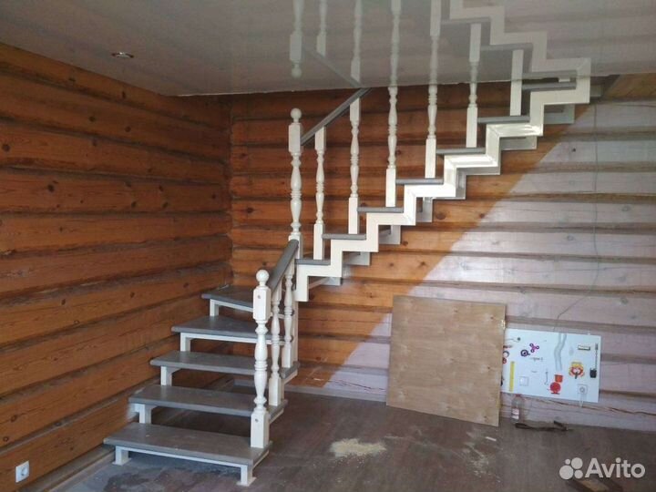 Лестница на Металокаркасе