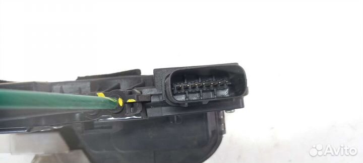 Замок передней правой двери Kia Sorento 2