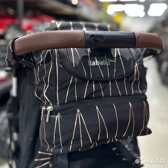 Прогулочная коляска новая