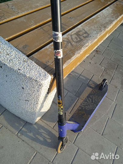 Трюковой самокат tech team duker 101