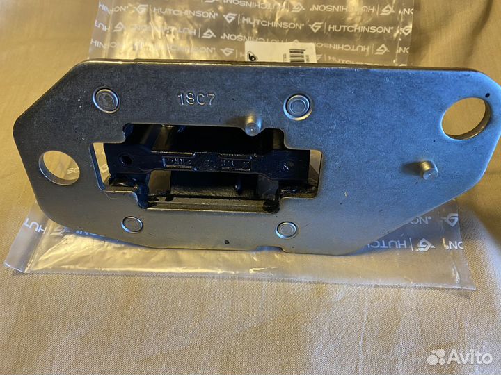 Опора.Подушка двигателя.Volvo.Вольво.XC90 T6