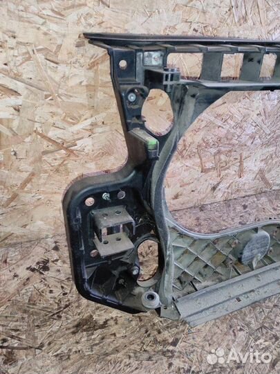 Панель передняя (Телевизор) Audi A6 C6 BRE 2007