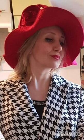 Шляпа тёплая красная мягкая 100-процентная шерсть