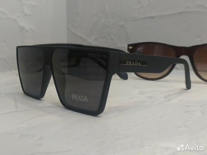 Солнцезащитные очки мужские prada