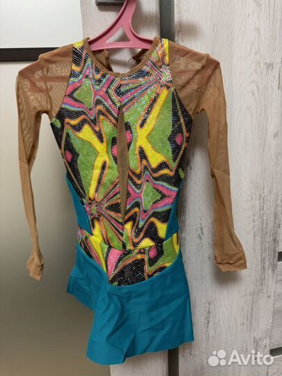 Платье для фигурного катания, акробатики