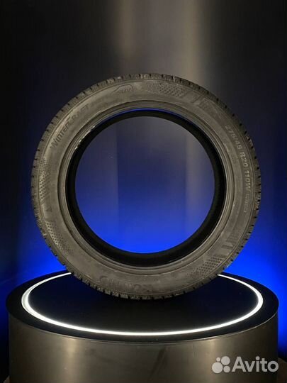 Kumho WinterCraft WS71 275/45 R20 110W