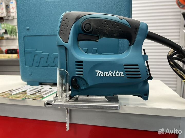 Лобзик Makita 4329