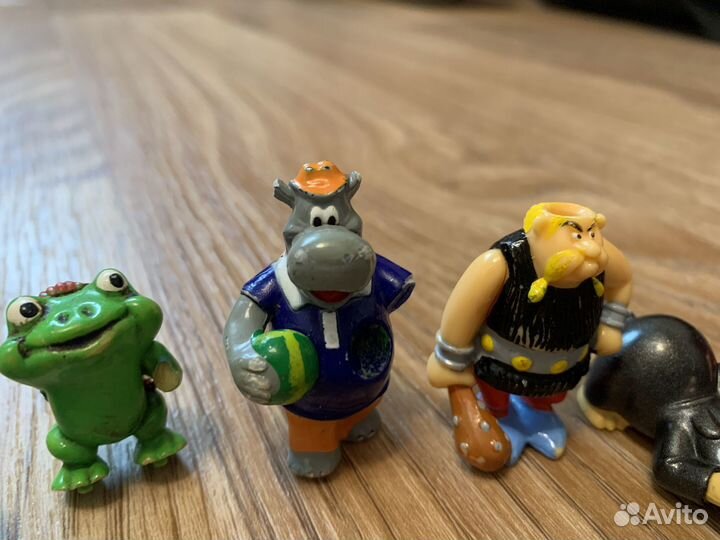 Игрушки из киндера