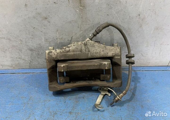 Суппорт передний Volvo Xc90 1 Поколение C