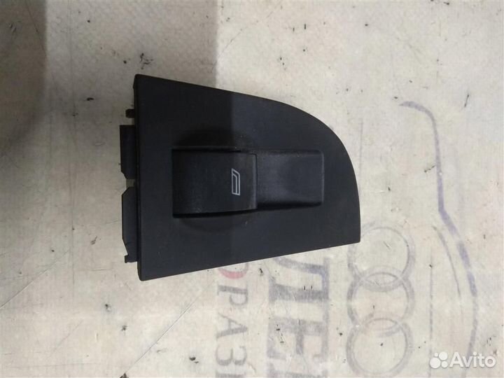 Кнопка стеклоподъемника Audi Allroad quattro 2000