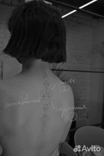 Тату символизм. Женственные тату линиями