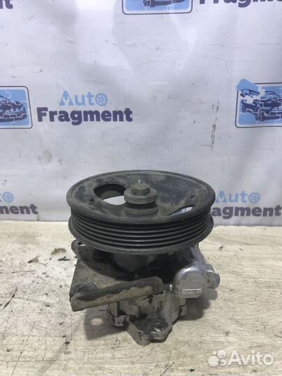 Насос гидроусилителя Volvo 460