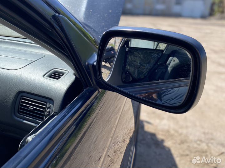 Зеркало правое Toyota Avensis T220