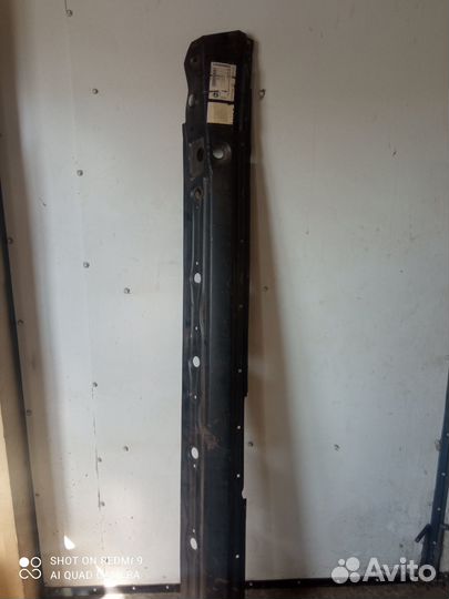 Порог левый мерседес 124