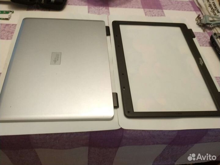 Детали корпуса ноутбука Амило Пи FS