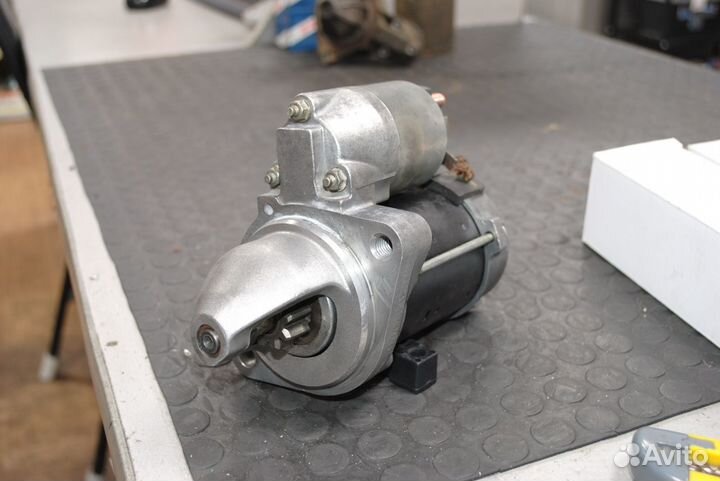 Стартер BMW X1 E84, X3 E83, 520 E60 2.0 б/у