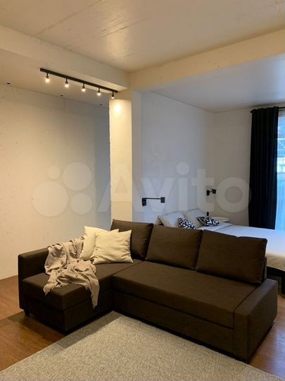 Квартира-студия, 42 м², 2/19 эт.