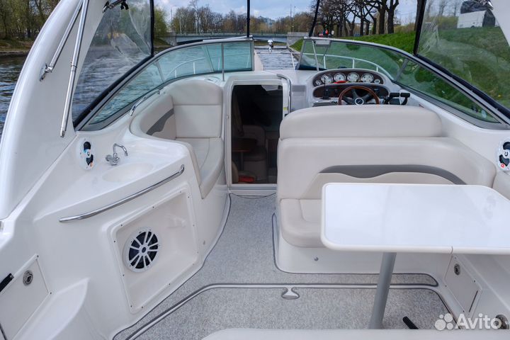 Дизельный круизный катер Chaparral