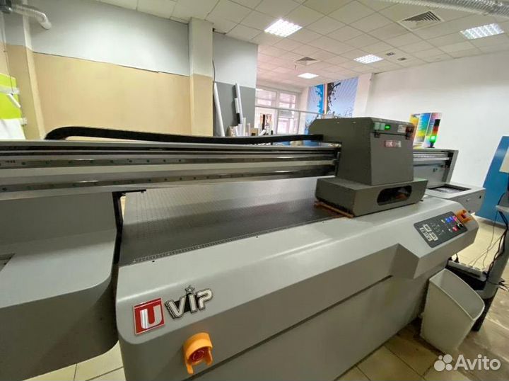Планшетный уф-принтер. арт 3859