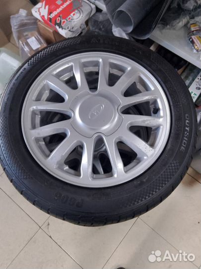 Three-A P609 195/55 R15