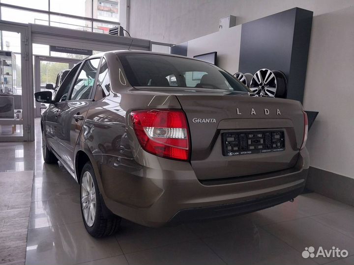 LADA Granta 1.6 AT, 2024