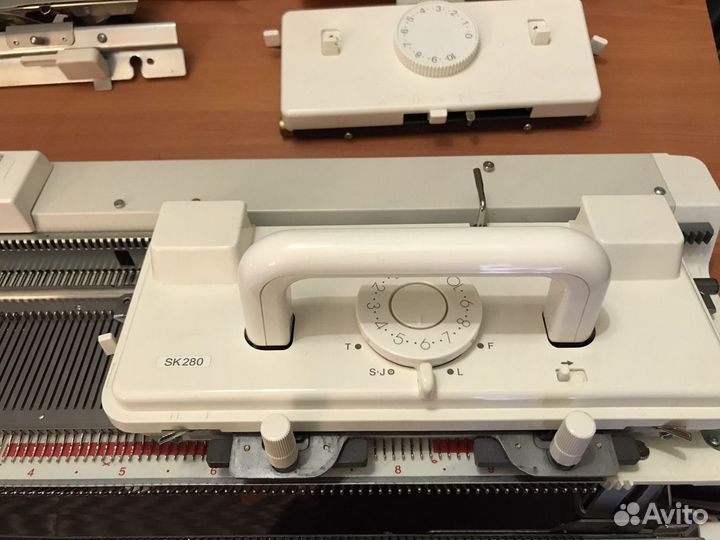 Вязальная машина Silver Reed SK280/srp60n