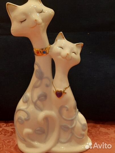 Статуэтка кошки