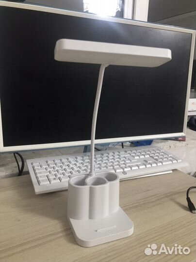 Лампа настольная