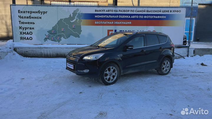 Стекло кузовное глухое правое Ford Kuga (CBS) 1787