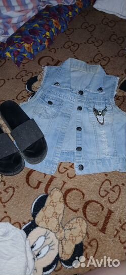 Джинсовая жилетка женская