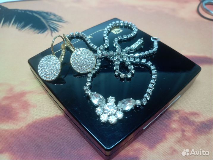 Колье и серьги