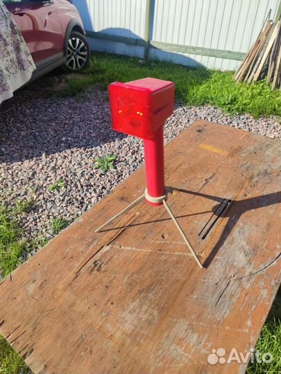 Аварийный фонарь