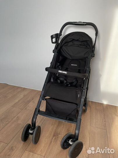 Прогулочная коляска recaro easylife