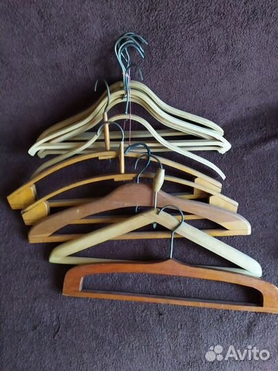 Вешалки плечики для одежды деревянные (11 шт.)