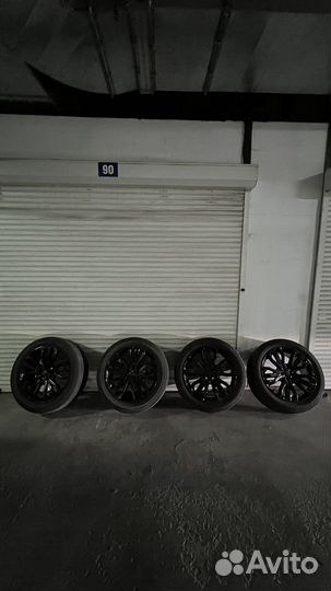 Колеса на Range Rover Sport r21