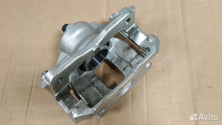 Тормозной суппорт Honda CR-V III 2006-2009