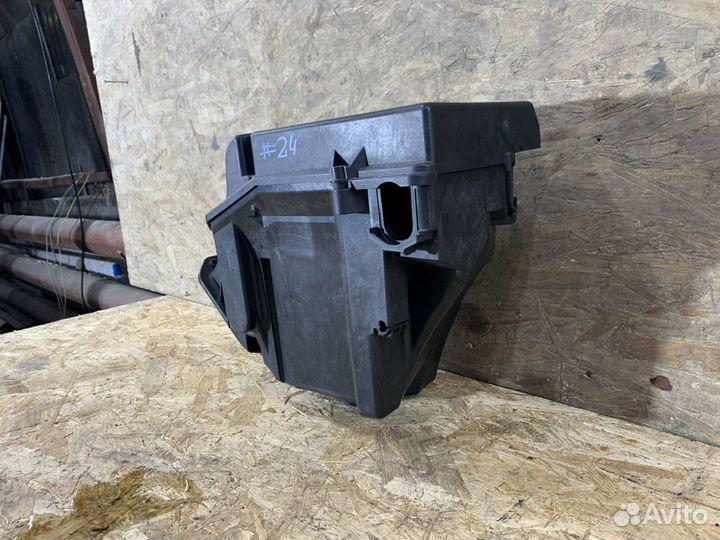 Корпус блока предохранителей mercedes-benz S-class