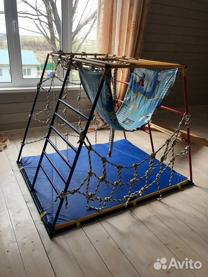 Детский спортивный комплекс