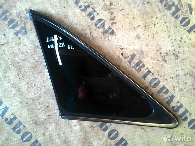 Стекло кузовное глухое заднее левое Toyota Venza